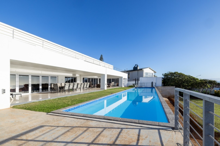 5 Bedroom Property for Sale in Jeffreys Bay Central Eastern Cape